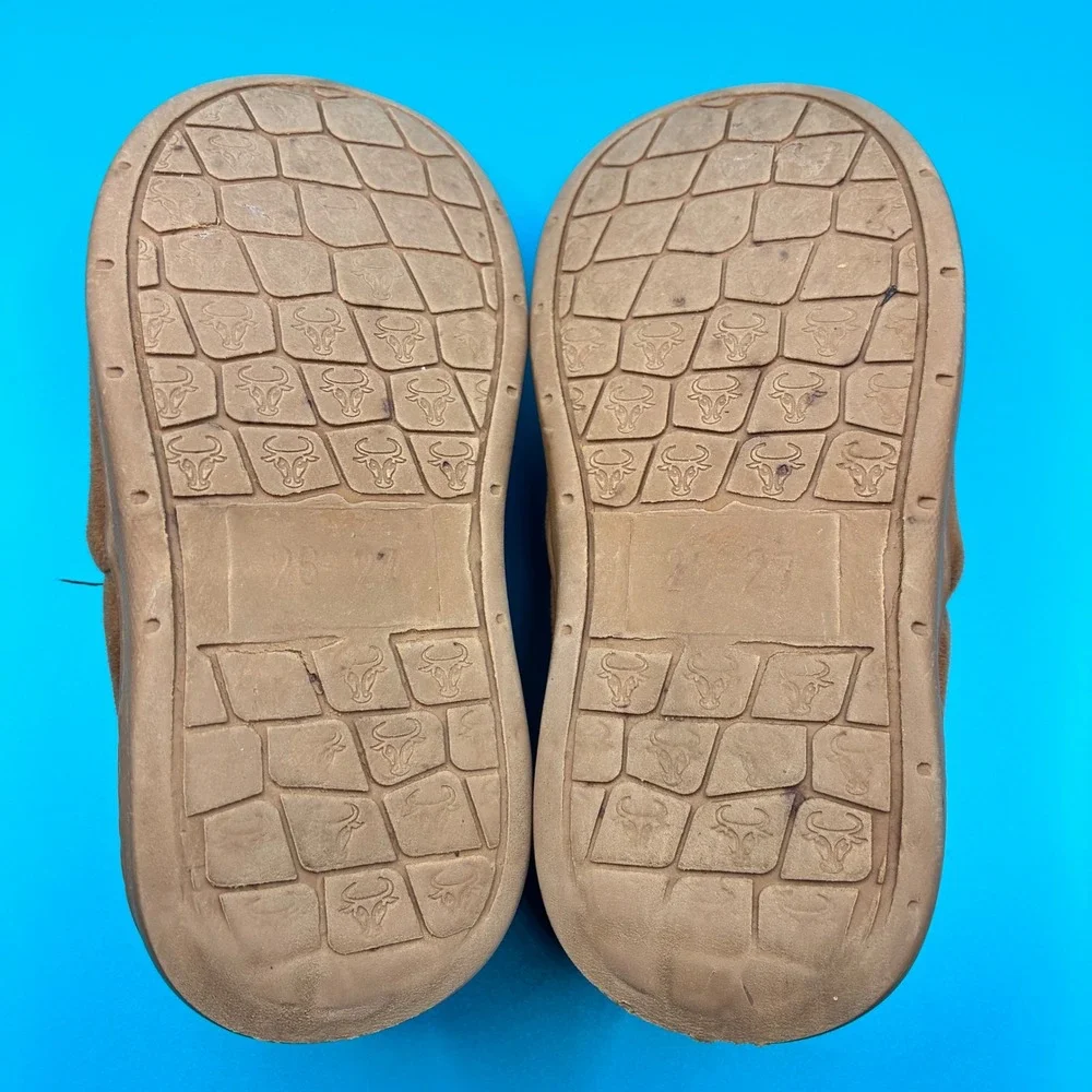 See Kai Run Construction Truck Fleece Slippers Dig Dig Tough Size 26-27